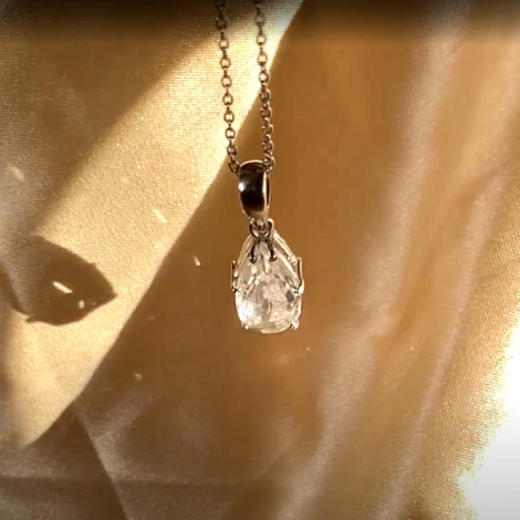 Eesome_Enhanced_Pendant